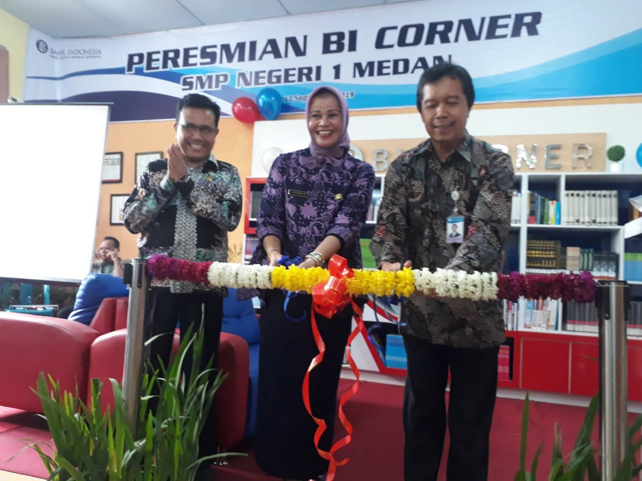 Bentuk Kepedulian Sosial, BI Corner di SMP 1 Diresmikan 